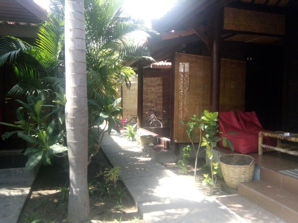Alexyane Paradise Bungalow غيلي تراوانغان المظهر الخارجي الصورة