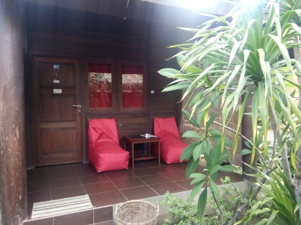 Alexyane Paradise Bungalow غيلي تراوانغان المظهر الخارجي الصورة