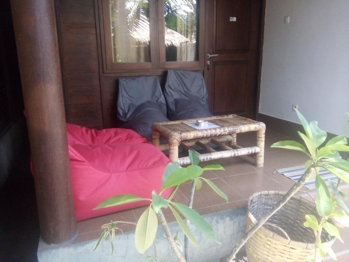 Alexyane Paradise Bungalow غيلي تراوانغان المظهر الخارجي الصورة